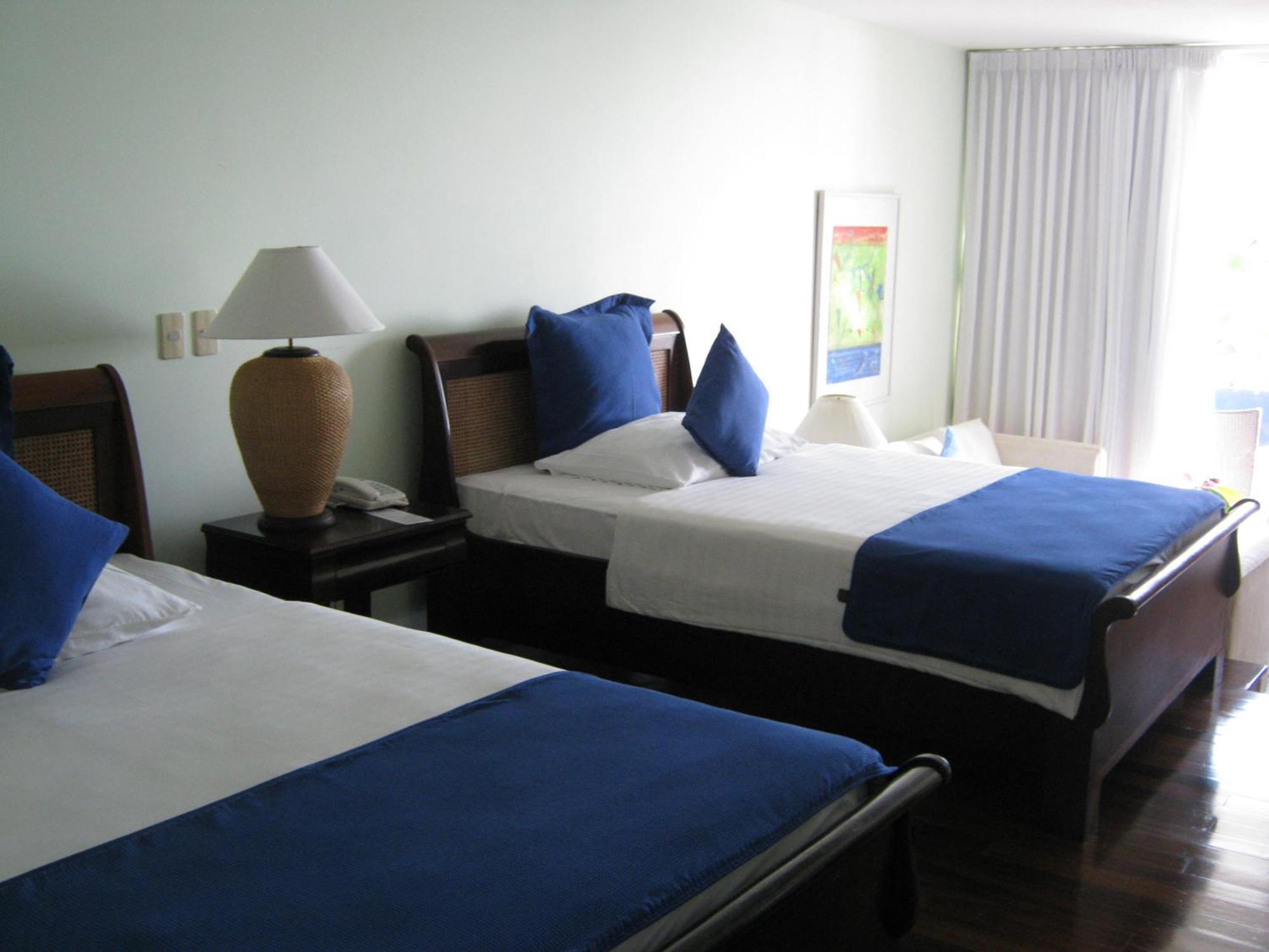 סקרבורו Blue Haven Hotel - Bacolet Bay - Tobago חדר תמונה