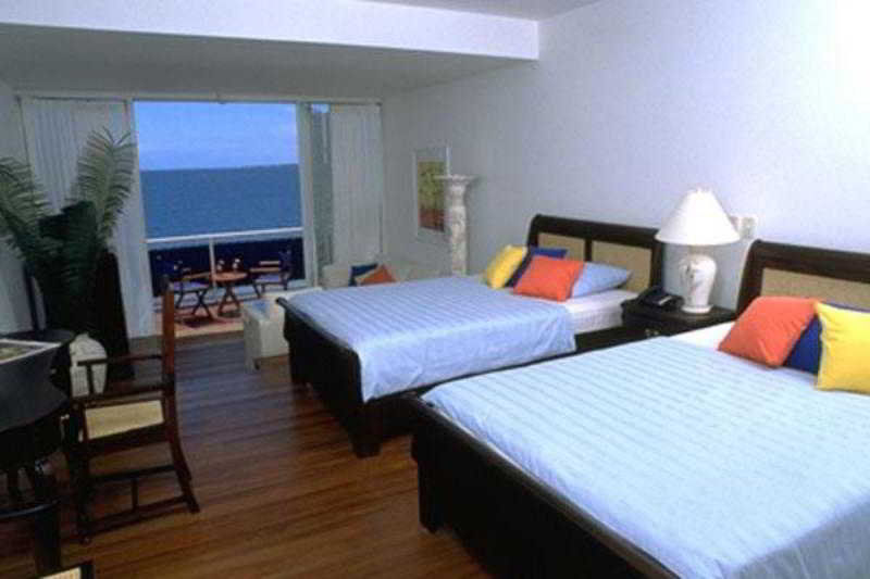 סקרבורו Blue Haven Hotel - Bacolet Bay - Tobago חדר תמונה